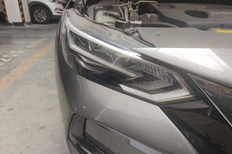 Used Nissan Sylphy 2020 1.6L XL CVT Enjoyment Edition Right Front Headlight