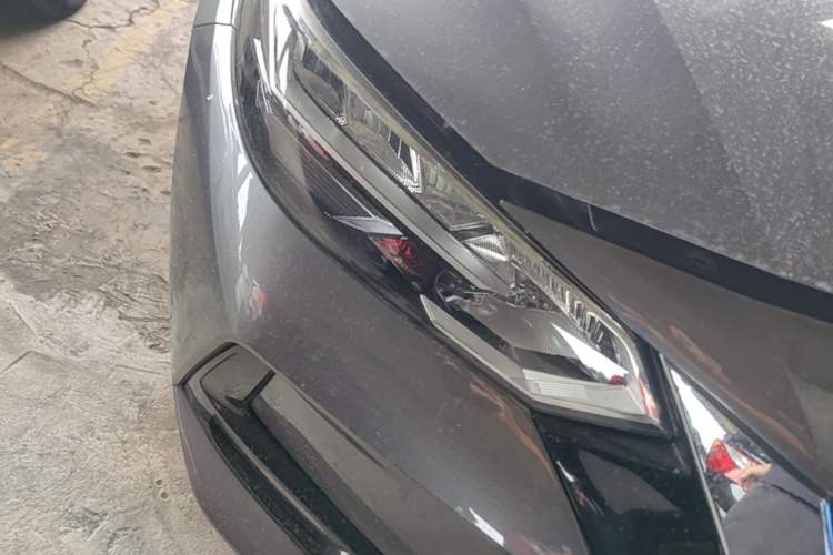 Used Nissan Sylphy 2020 1.6L XL CVT Enjoyment Edition Right Front Headlight