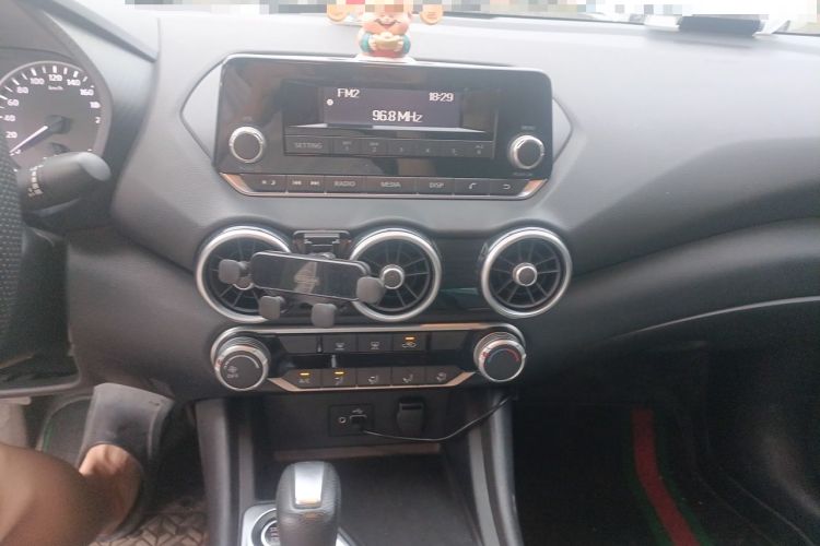 Used Nissan Sylphy 2020 1.6L XE CVT Comfort Edition Audio And AC Panel