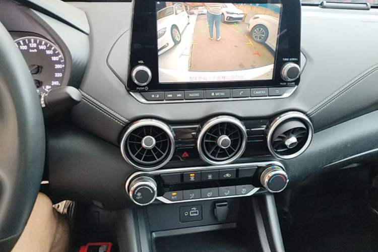 Used Nissan Sylphy 2020 1.6L XL CVT Enjoyment Edition Audio And AC Panel