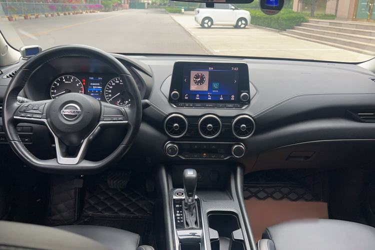 Used Nissan Sylphy 2020 1.6L XL CVT Enjoyment Edition Center Console