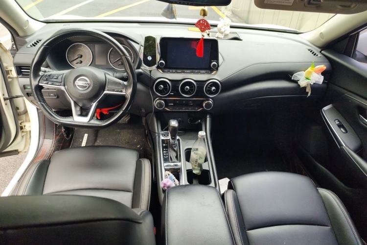 Used Nissan Sylphy 2020 1.6L XL CVT Enjoyment Edition Center Console