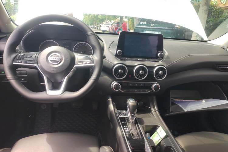 Used Nissan Sylphy 2020 1.6L XL CVT Enjoyment Edition Center Console