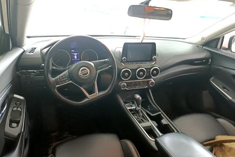 Used Nissan Sylphy 2020 1.6L XL CVT Enjoyment Edition Center Console