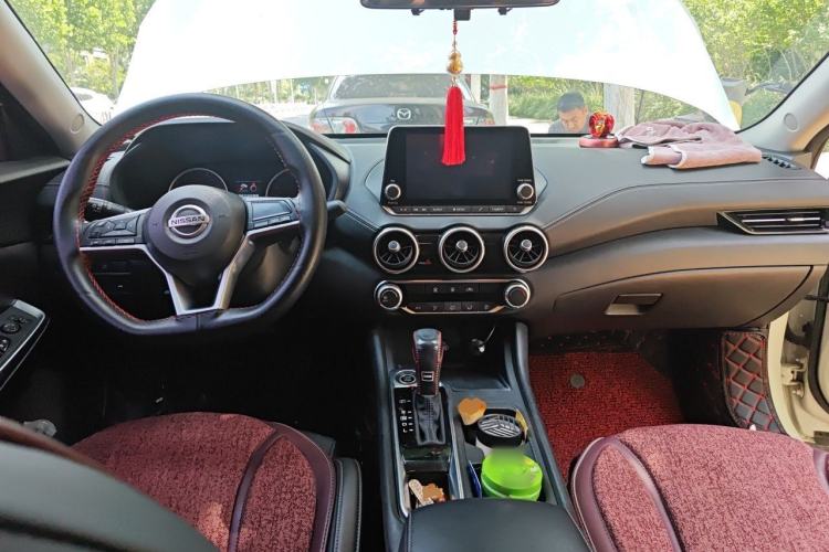 Used Nissan Sylphy 2020 1.6L XL CVT Enjoyment Edition Center Console