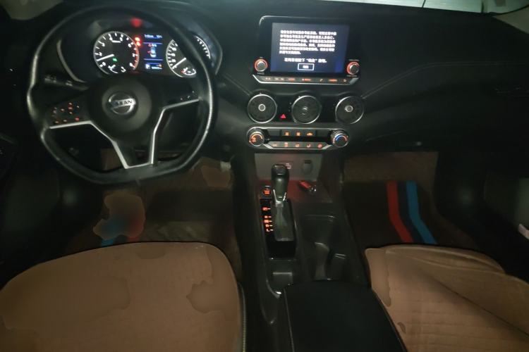 Used Nissan Sylphy 2020 1.6L XL CVT Enjoyment Edition Center Console