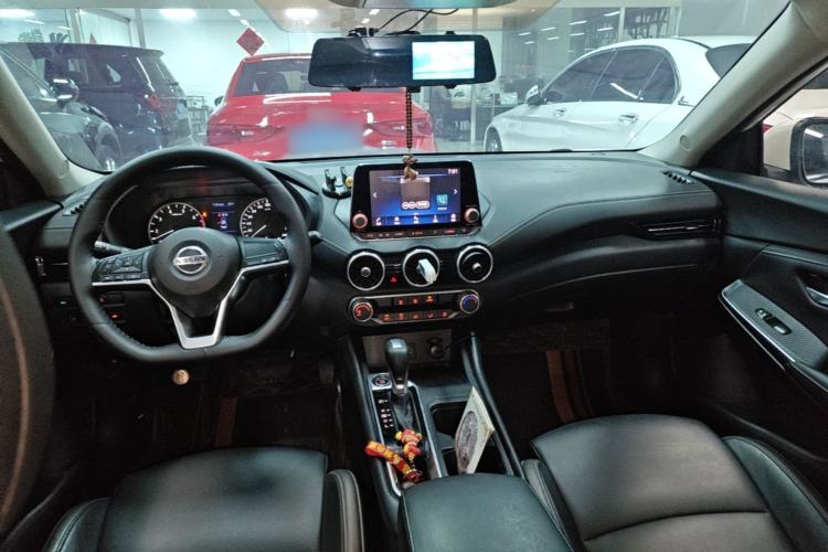 Used Nissan Sylphy 2020 1.6L XL CVT Enjoyment Edition Center Console