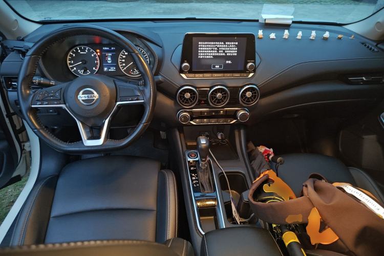 Used Nissan Sylphy 2020 1.6L XL CVT Enjoyment Edition Center Console