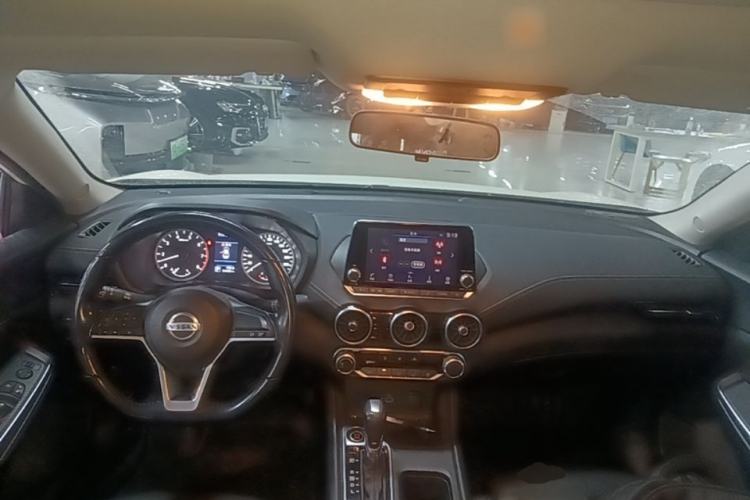 Used Nissan Sylphy 2020 1.6L XL CVT Enjoyment Edition Center Console