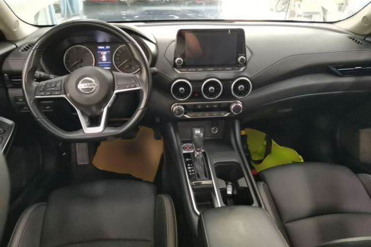 Used Nissan Sylphy 2020 1.6L XL CVT Enjoyment Edition Center Console