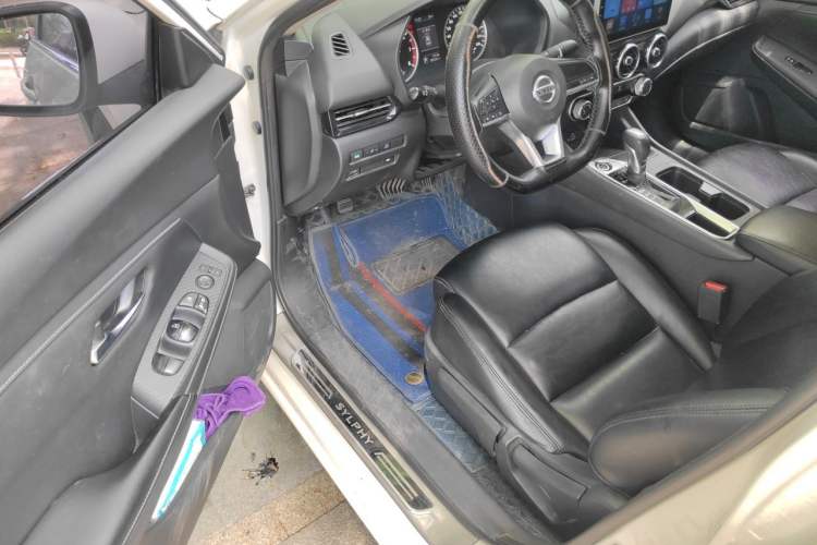 Used Nissan Sylphy 2020 1.6L XE CVT Comfort Edition Driver Seat