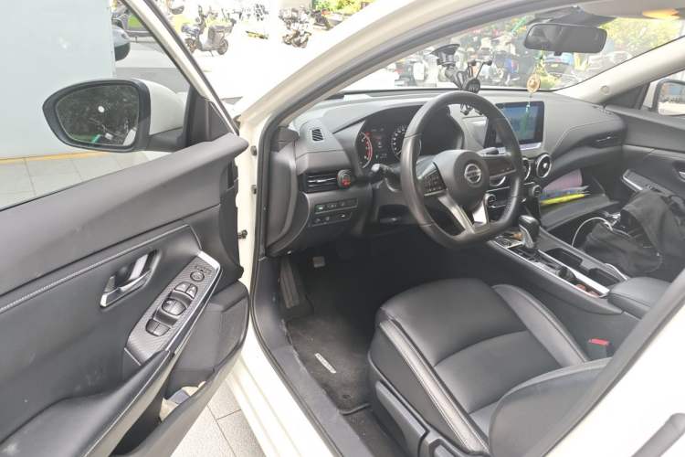 Used Nissan Sylphy 2020 Revised 1.6L XL CVT Enjoyment Edition Driver Seat