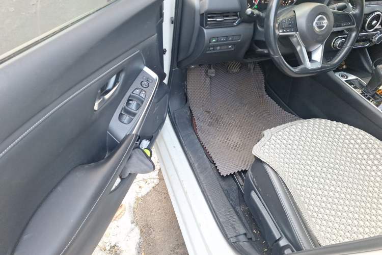 Used Nissan Sylphy 2020 1.6L XL CVT Smart Enjoyment Edition Driver Seat