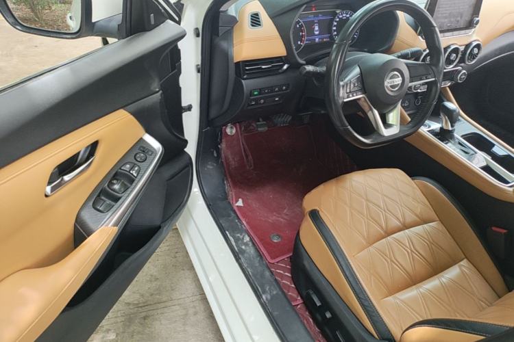 Used Nissan Sylphy 2020 1.6L TOP CVT Luxury Edition Driver Seat