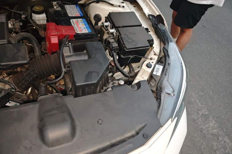 Used Nissan Sylphy 2020 Revised Version 1.6L XL CVT Smart Enjoyment Edition Engine Bay Left