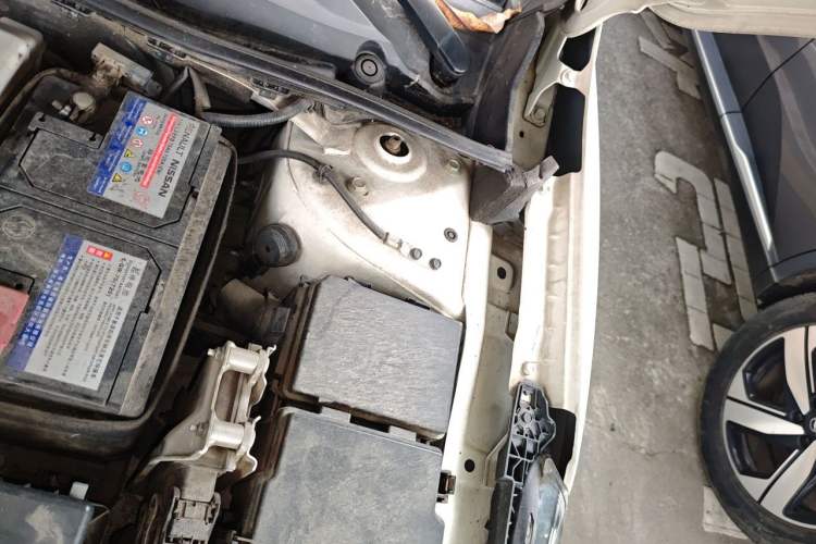 Used Nissan Sylphy 2020 Revised 1.6L XL CVT Enjoyment Edition Engine Bay Left