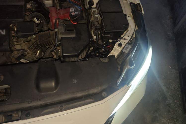Used Nissan Sylphy 2020 1.6L TOP CVT Luxury Edition Engine Bay Left