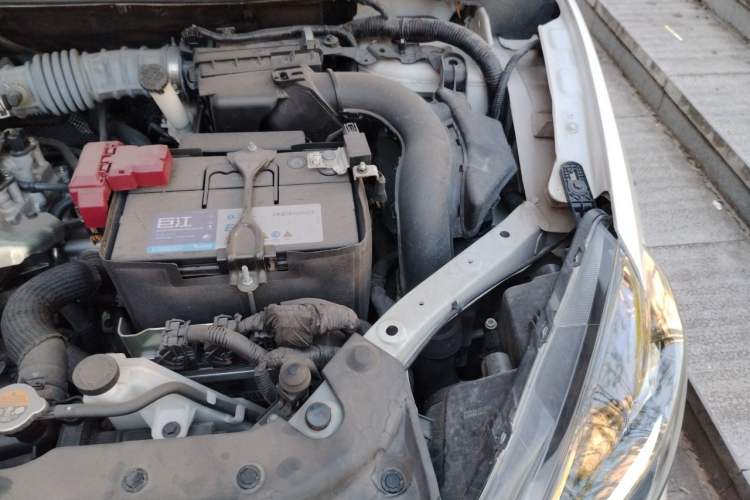 Used Nissan Sylphy 2020 Revised 1.6L XE CVT Comfort Edition Engine Bay Left
