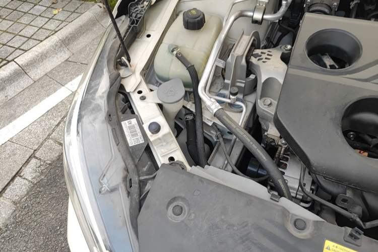 Used Nissan Sylphy 2020 1.6L XL CVT Enjoyment Edition Engine Bay Right