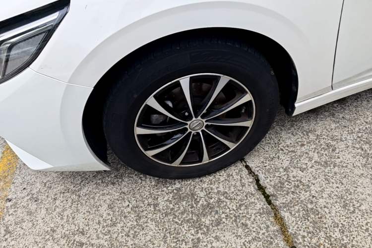 Used Nissan Sylphy 2020 1.6L XE CVT Comfort Edition Exterior 4