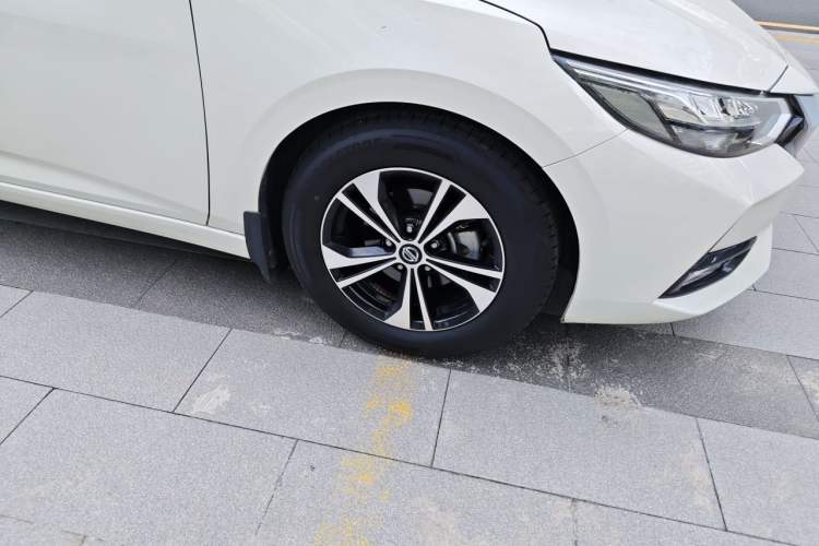 Used Nissan Sylphy 2020 Revised 1.6L XL CVT Enjoyment Edition Exterior 7