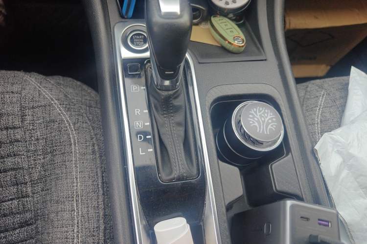 Used Nissan Sylphy 2020 1.6L XL CVT Enjoyment Edition Gear Lever
