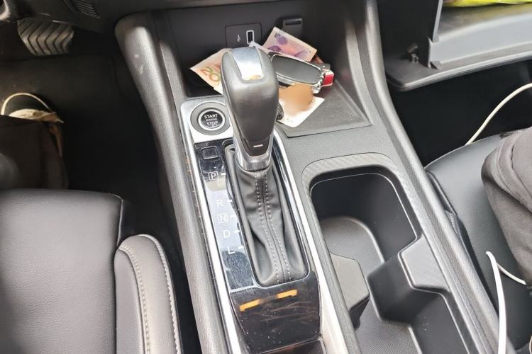Used Nissan Sylphy 2020 Revised 1.6L XL CVT Enjoyment Edition Gear Lever