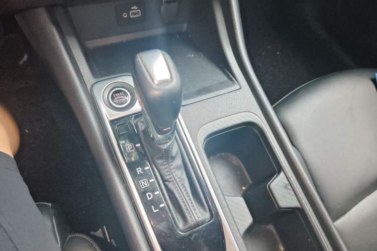 Used Nissan Sylphy 2020 1.6L XL CVT Enjoyment Edition Gear Lever