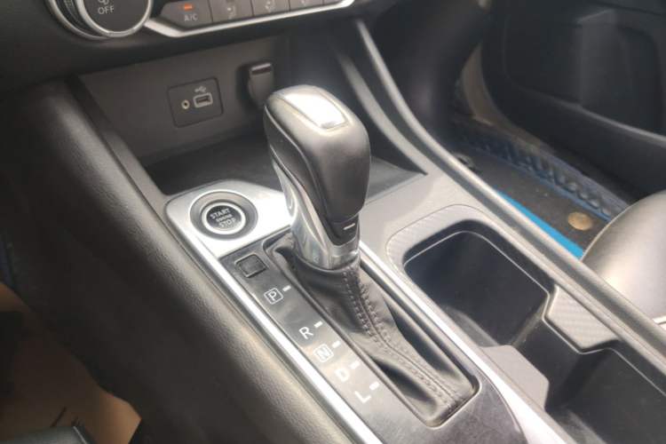 Used Nissan Sylphy 2020 1.6L XL CVT Enjoyment Edition Gear Lever