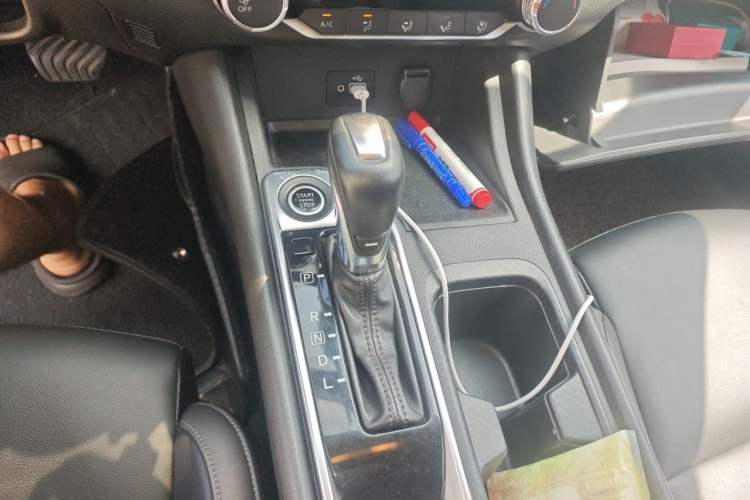 Used Nissan Sylphy 2020 1.6L XL CVT Enjoyment Edition Gear Lever