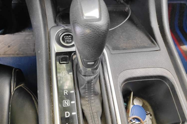Used Nissan Sylphy 2020 1.6L XE CVT Comfort Edition Gear Lever