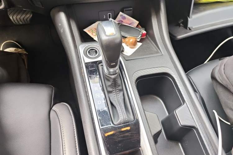 Used Nissan Sylphy 2020 Revised 1.6L XL CVT Enjoyment Edition Gear Lever