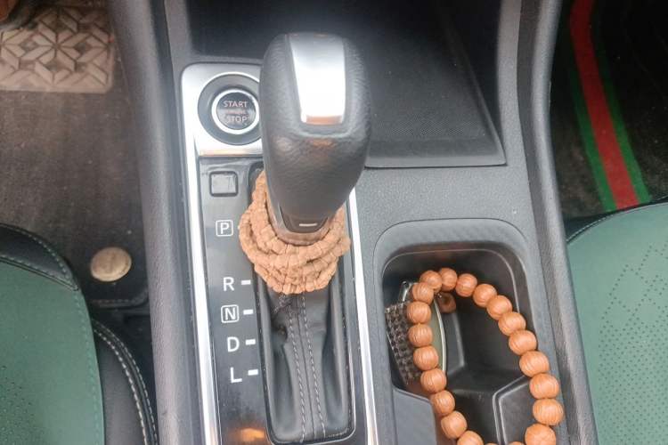 Used Nissan Sylphy 2020 1.6L XE CVT Comfort Edition Gear Lever