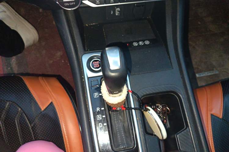 Used Nissan Sylphy 2020 Revised Version 1.6L XL CVT Smart Enjoyment Edition Gear Lever