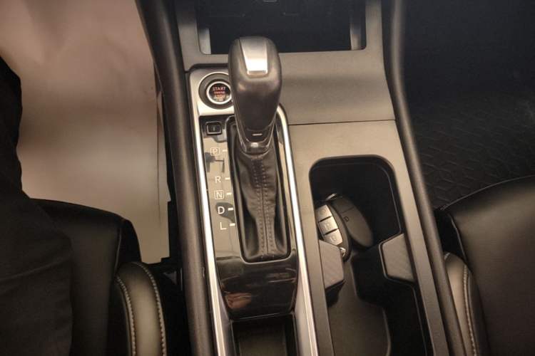 Used Nissan Sylphy 2020 1.6L XL CVT Enjoyment Edition Gear Lever