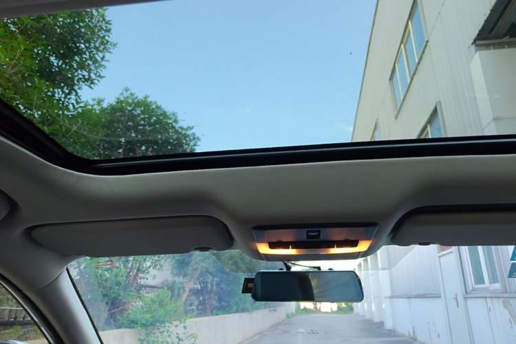 Used Nissan Sylphy 2020 Revised 1.6L XL CVT Enjoyment Edition Headliner