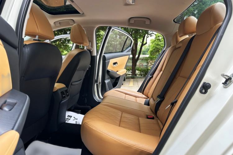 Used Nissan Sylphy 2020 1.6L TOP CVT Luxury Edition Interior 1