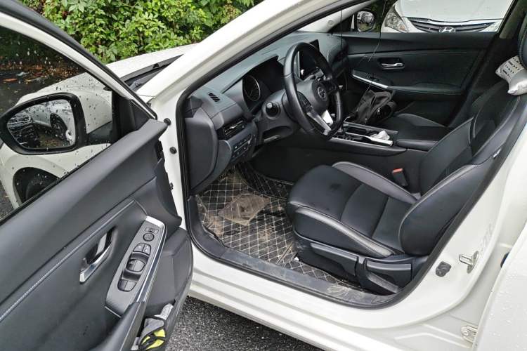 Used Nissan Sylphy 2020 1.6L XL CVT Enjoyment Edition Interior 3