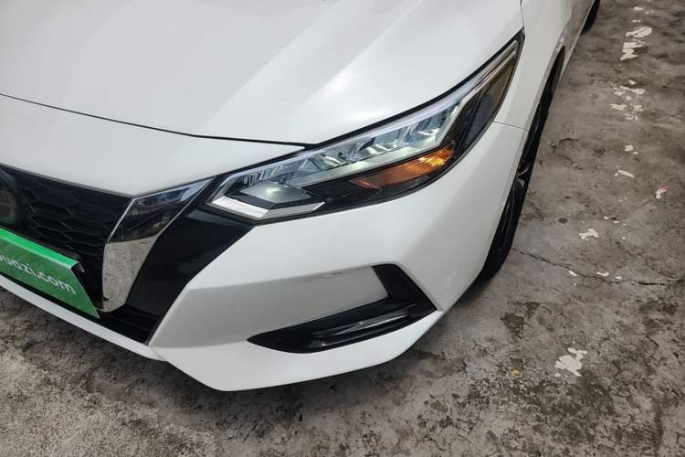 Used Nissan Sylphy 2020 Revised Version 1.6L XL CVT Smart Enjoyment Edition Left Front Headlight
