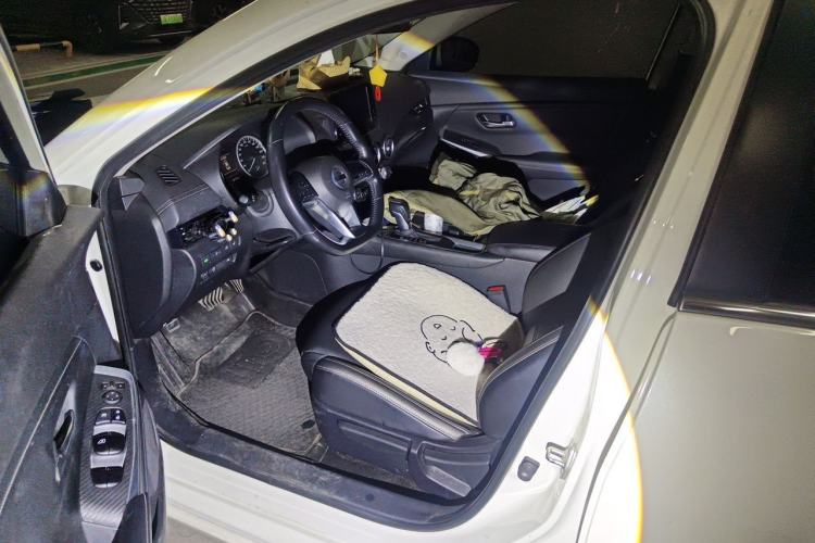 Used Nissan Sylphy 2020 Revised 1.6L XL CVT Enjoyment Edition Left Front Seat