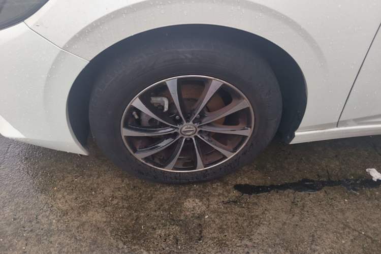 Used Nissan Sylphy 2020 1.6L XE CVT Comfort Edition Left Front Wheel Hub