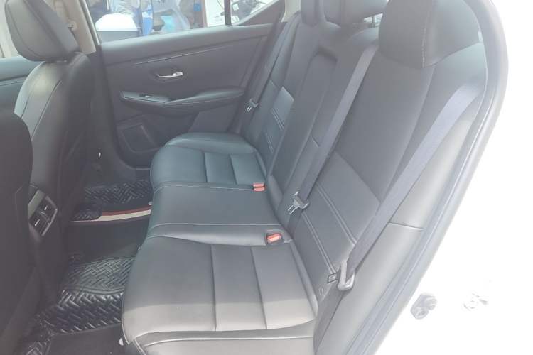 Used Nissan Sylphy 2020 Revised Version 1.6L XL CVT Smart Enjoyment Edition Left Rear Seat