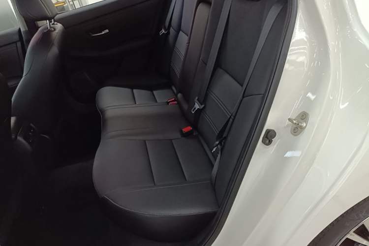 Used Nissan Sylphy 2020 Revised Version 1.6L XL CVT Smart Enjoyment Edition Left Rear Seat