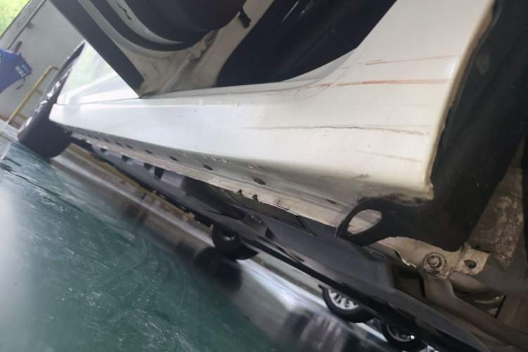 Used Nissan Sylphy 2020 1.6L XE CVT Comfort Edition Left Side Sill