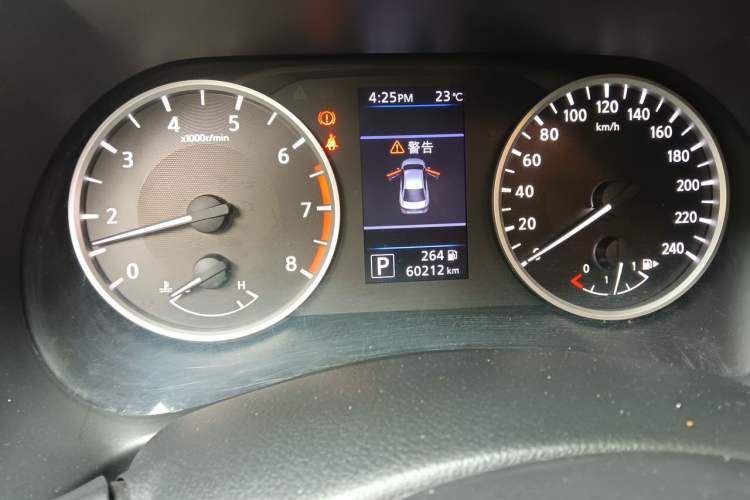 Used Nissan Sylphy 2020 1.6L XL CVT Enjoyment Edition Odometer Close Up