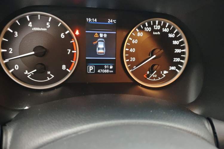 Used Nissan Sylphy 2020 Revised Version 1.6L XL CVT Smart Enjoyment Edition Odometer Close Up