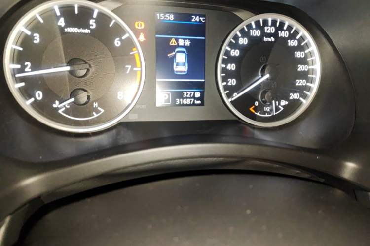Used Nissan Sylphy 2020 1.6L XL CVT Enjoyment Edition Odometer Close Up