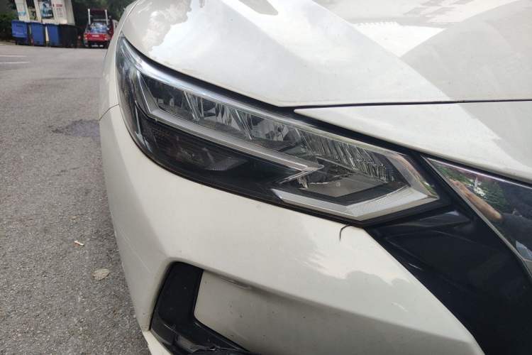 Used Nissan Sylphy 2020 1.6L XL CVT Smart Enjoyment Edition Right Front Headlight
