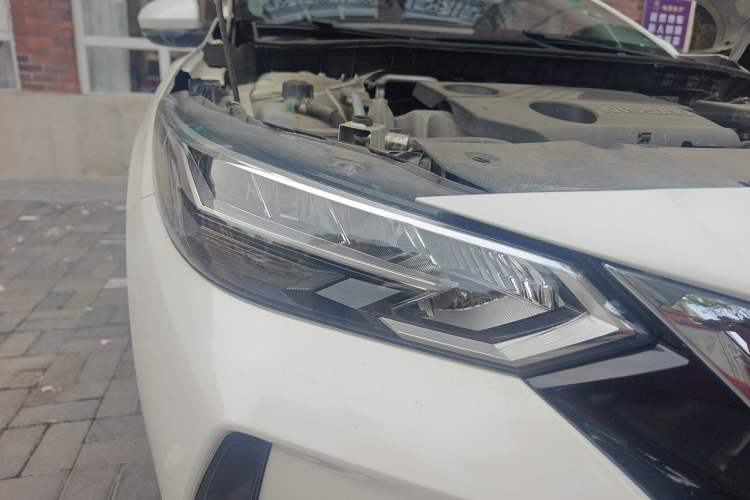 Used Nissan Sylphy 2020 1.6L XL CVT Enjoyment Edition Right Front Headlight