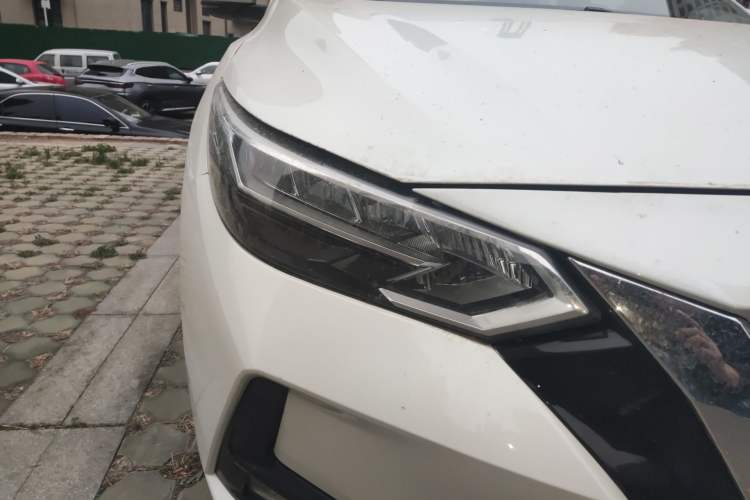 Used Nissan Sylphy 2020 1.6L XL CVT Enjoyment Edition Right Front Headlight
